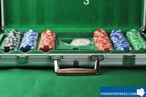 Paket chip poker